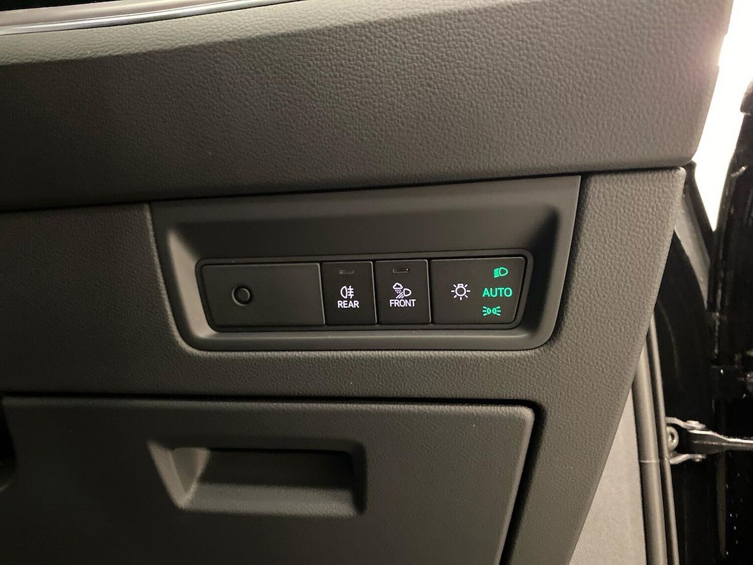 Used Volkswagen Touareg 2025 for sale - 77616706: Photo 22