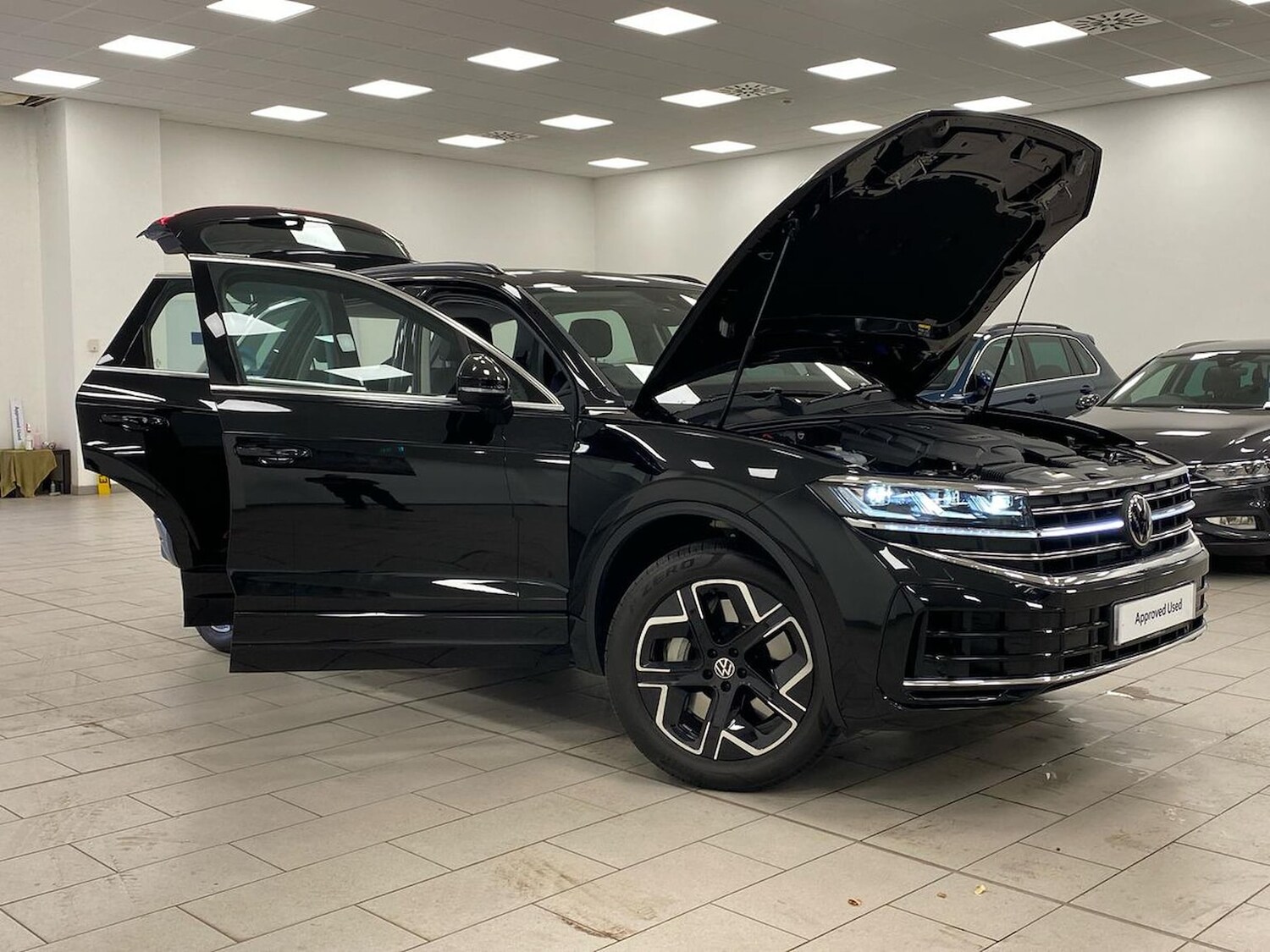 Used Volkswagen Touareg 2025 for sale - 77616706: Photo 40