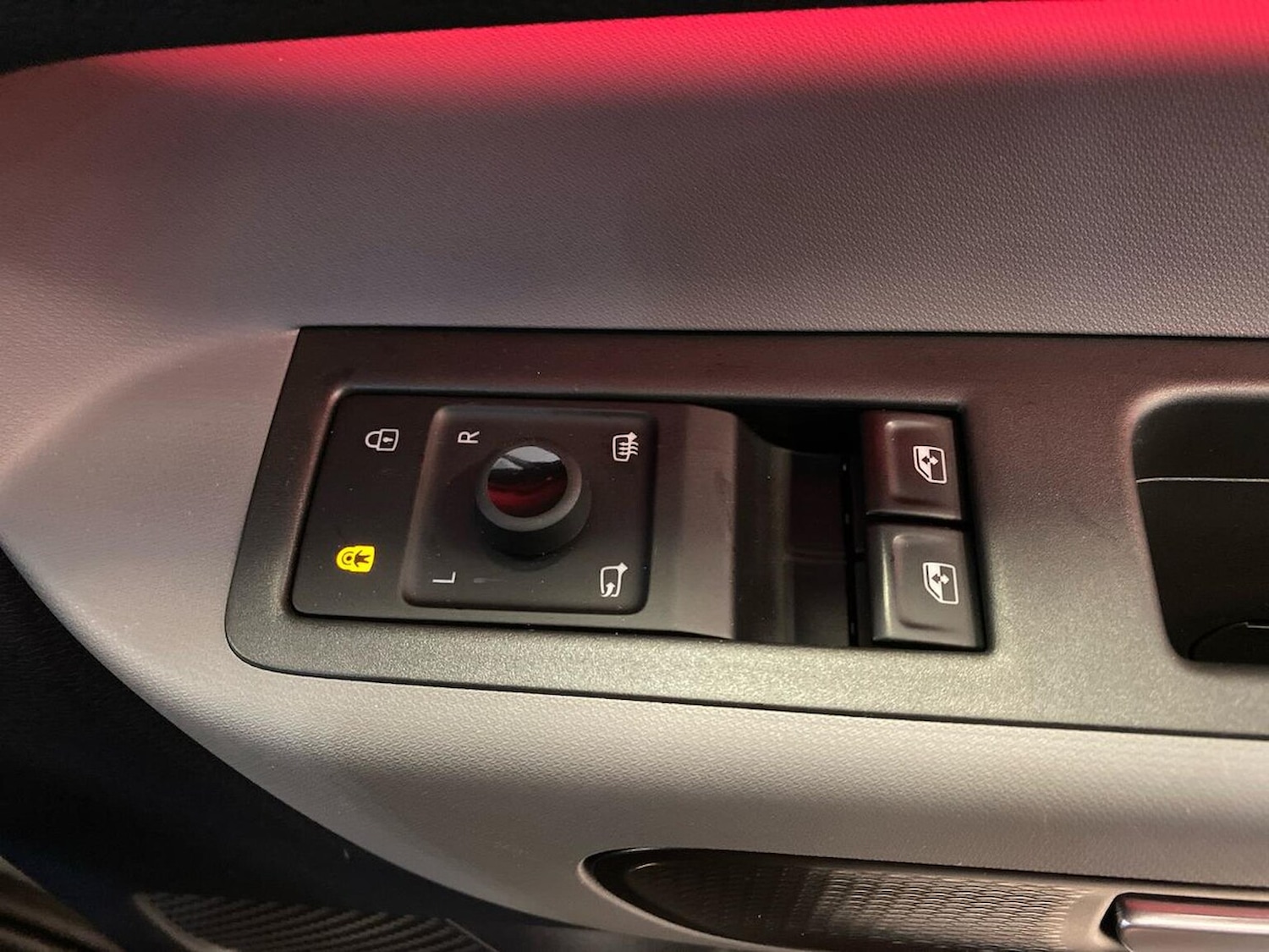 Used Volkswagen ID.Buzz 2024 for sale - 75632948: Photo 21