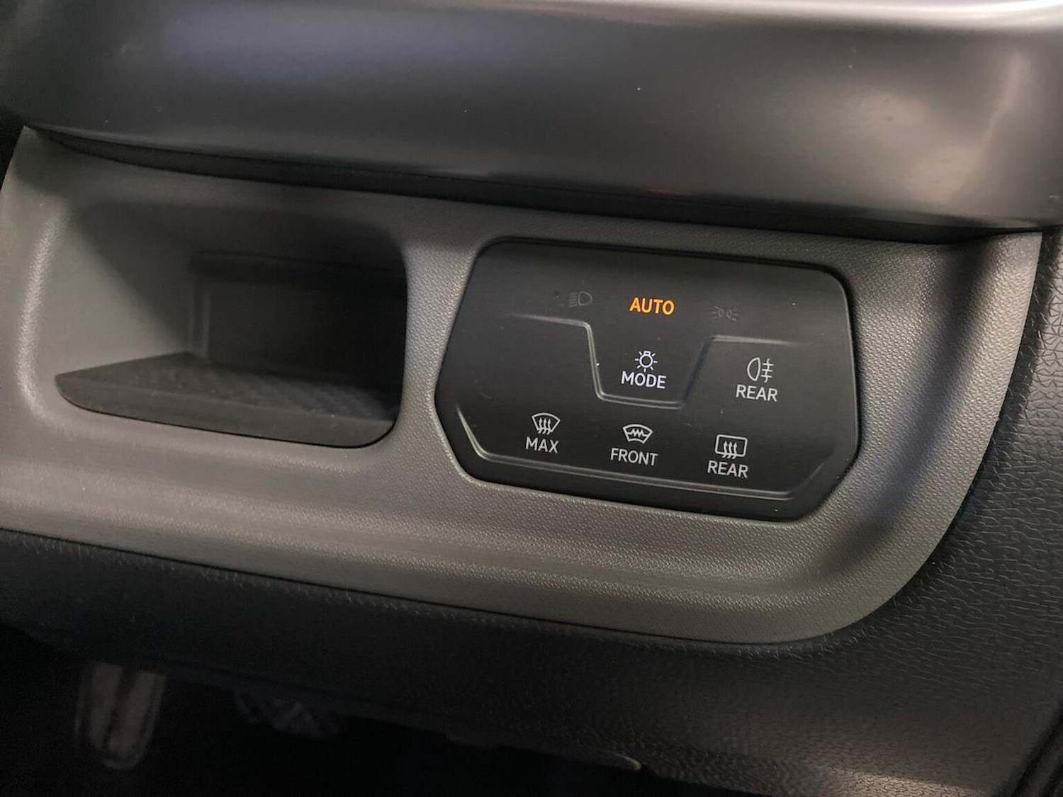 Used Volkswagen ID.Buzz 2024 for sale - 75632948: Photo 22