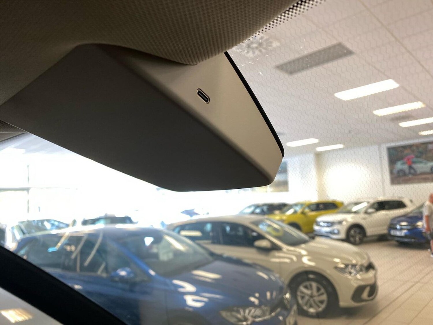 Used Volkswagen ID.Buzz 2024 for sale - 75632948: Photo 31