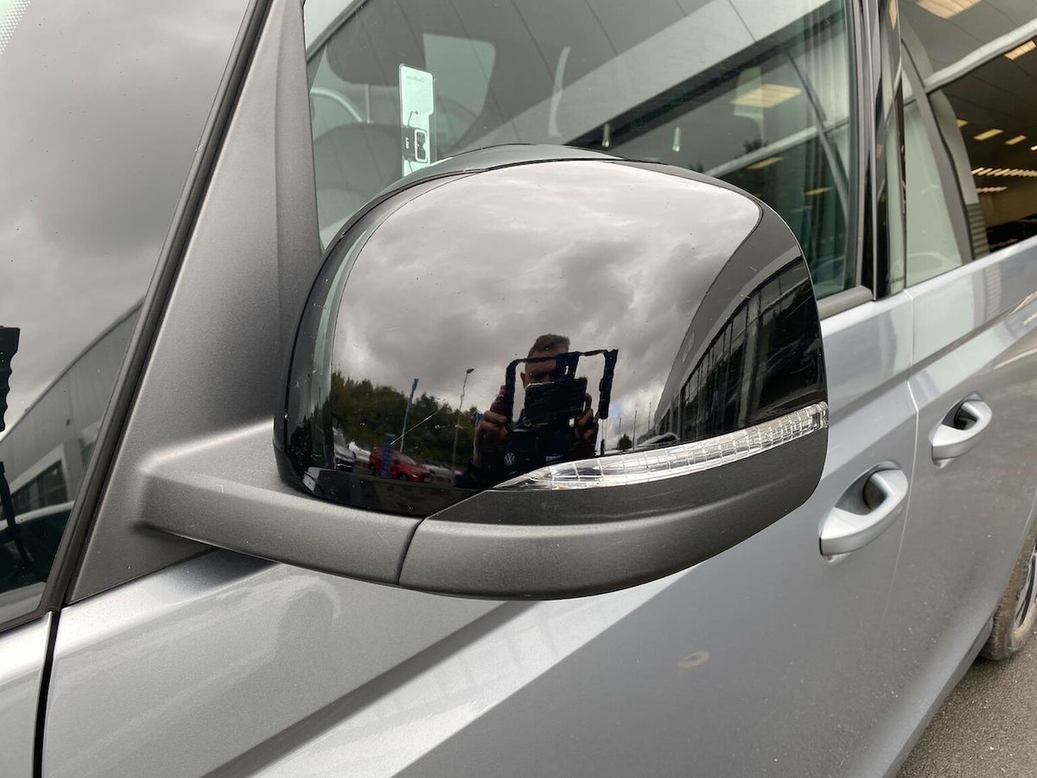 Used Volkswagen ID.Buzz 2024 for sale - 75632948: Photo 38