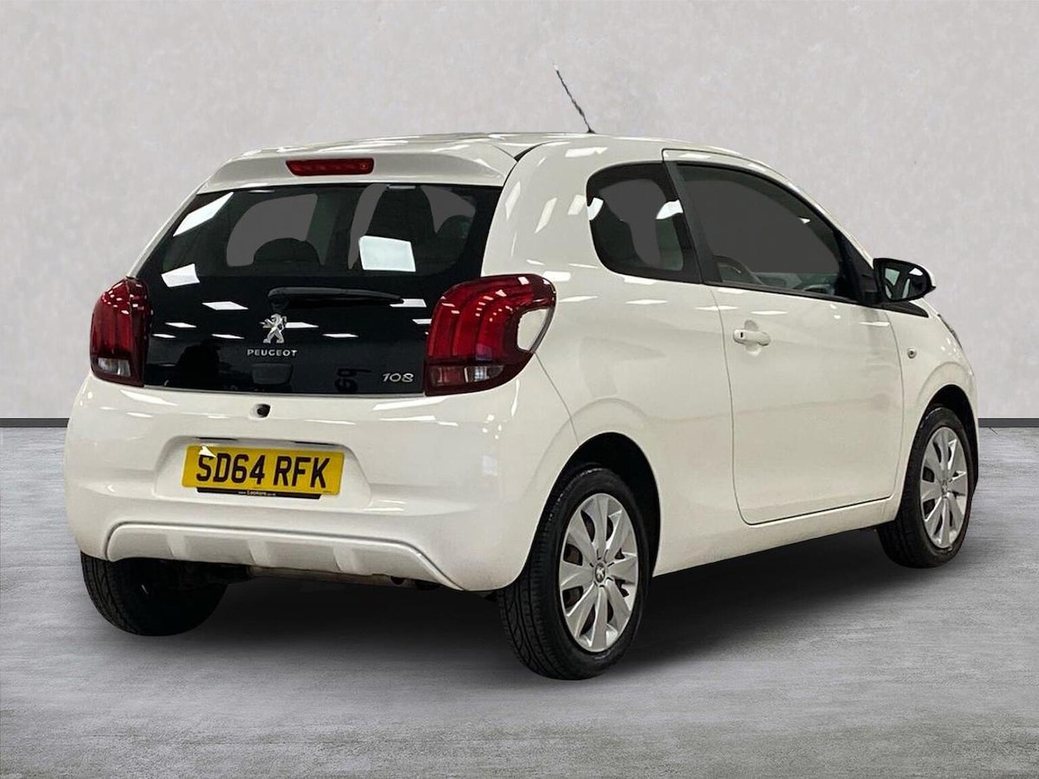 Used Peugeot 108 2014 for sale - 76193246: Photo 18