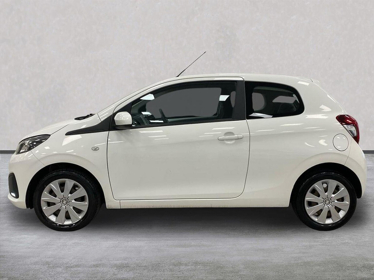 Used Peugeot 108 2014 for sale - 76193246: Photo 19