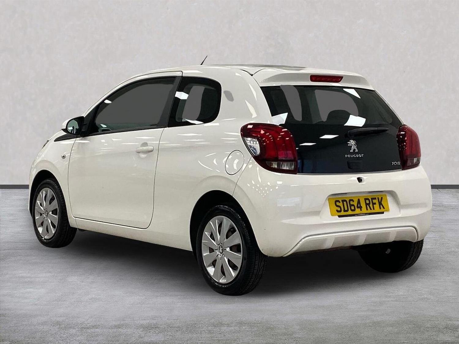 Used Peugeot 108 2014 for sale - 76193246: Photo 2