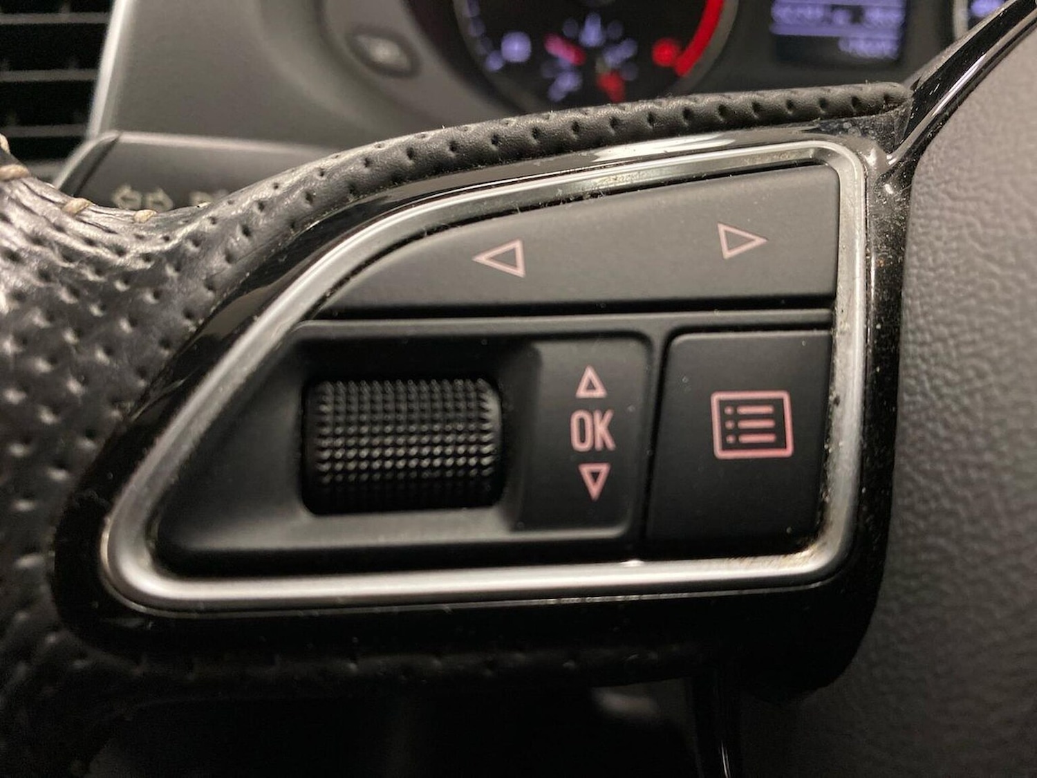 Used Audi Q3 2015 for sale - 76897120: Photo 27