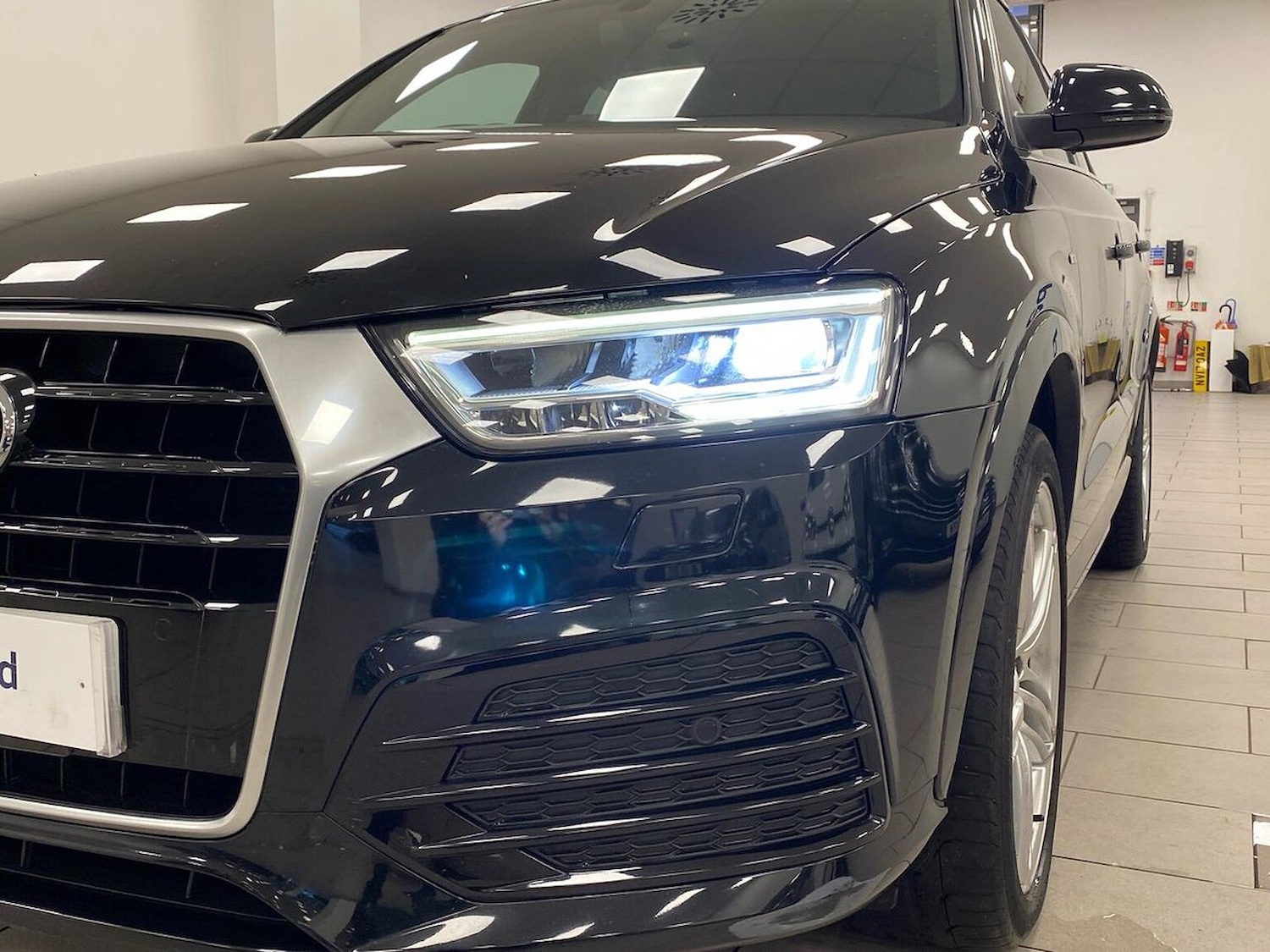 Used Audi Q3 2015 for sale - 76897120: Photo 34