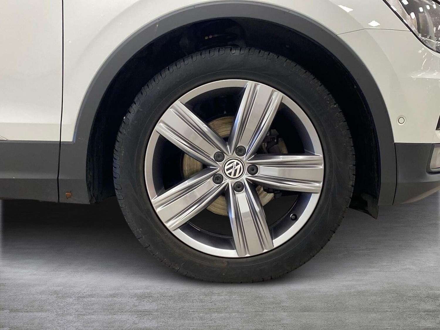 Used Volkswagen Tiguan 2019 for sale - 76681765: Photo 6