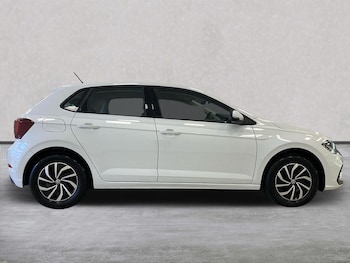 Used Volkswagen Polo 2023 for sale - 75490411: Photo