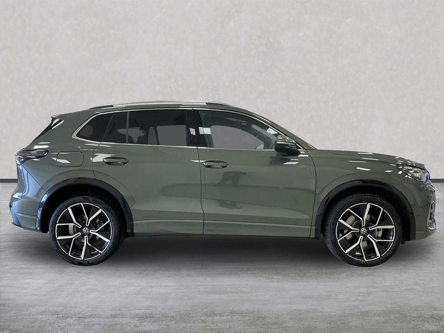 Used Volkswagen Tiguan 2025 for sale - 78039307: Photo 3