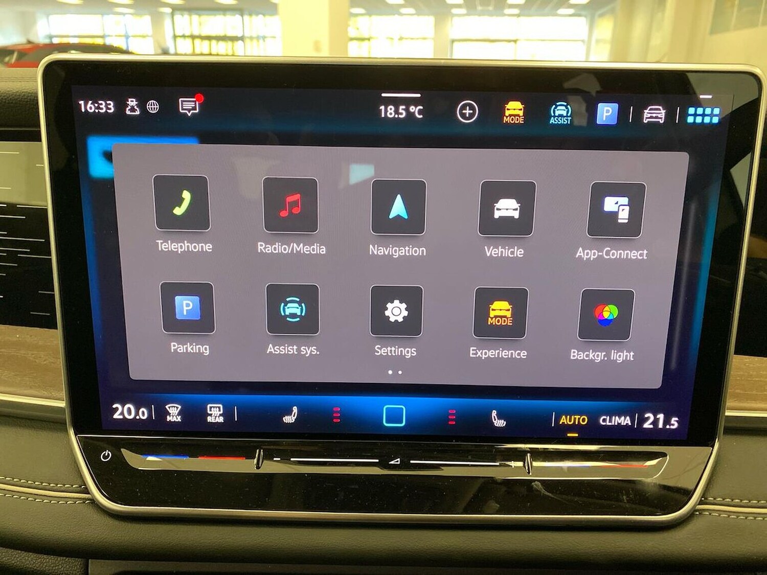 Used Volkswagen Touran 2025 for sale - 77487535: Photo 11