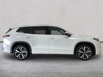 Used Volkswagen Touran 2025 for sale - 77487535: Photo