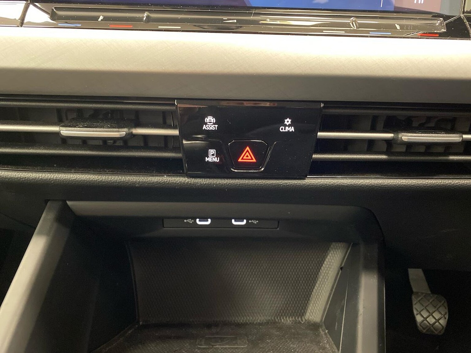 Used Volkswagen Golf 2024 for sale - 76268370: Photo 12