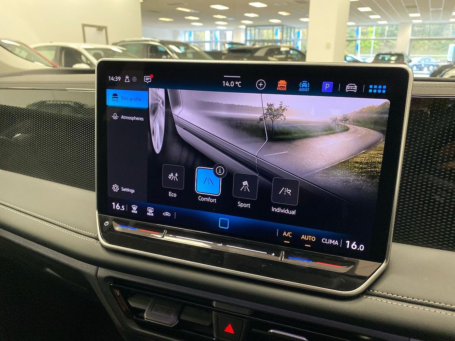 Used Volkswagen Tiguan 2025 for sale - 76637825: Photo 25