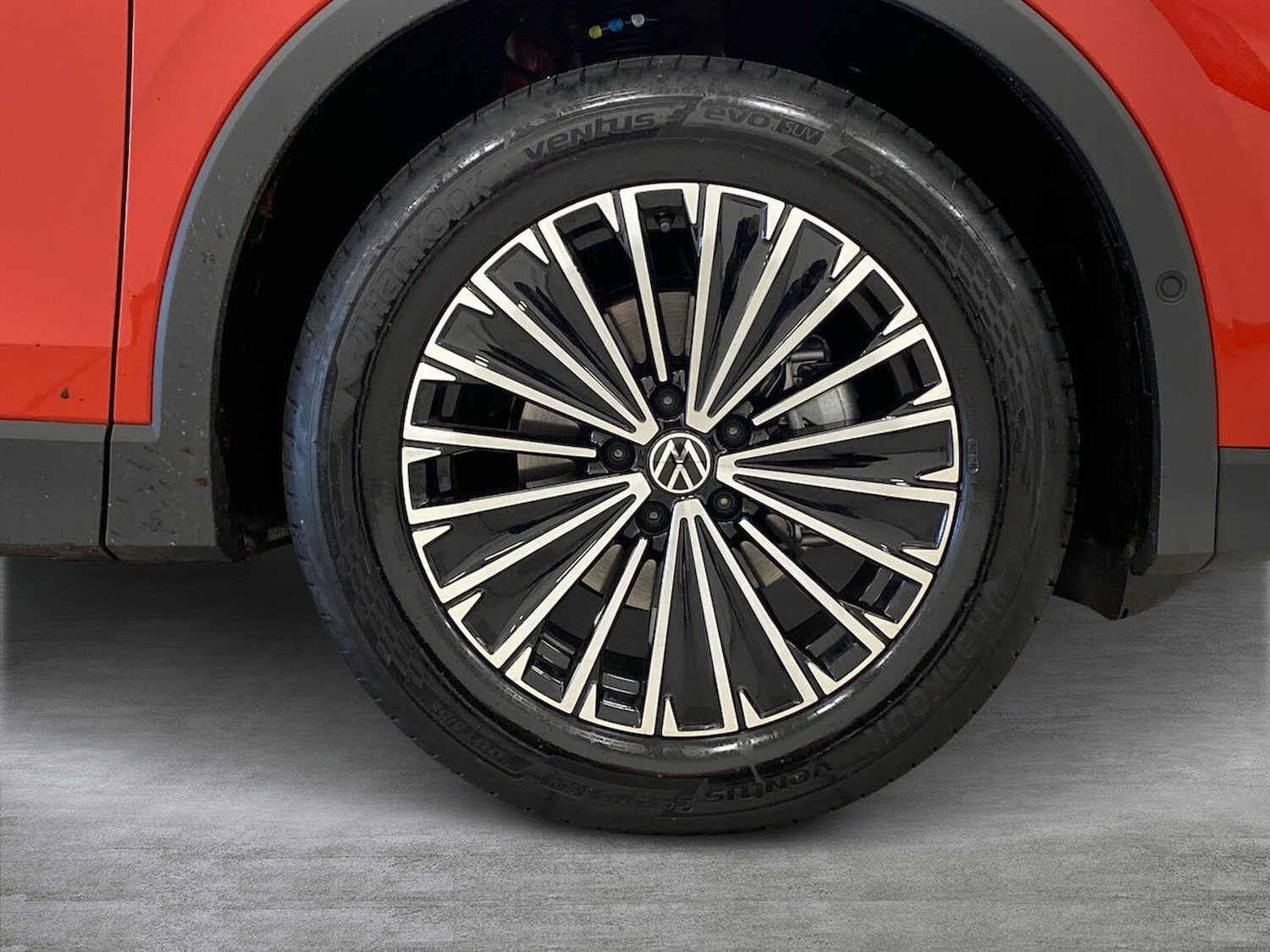 Used Volkswagen Tiguan 2025 for sale - 76637825: Photo 6