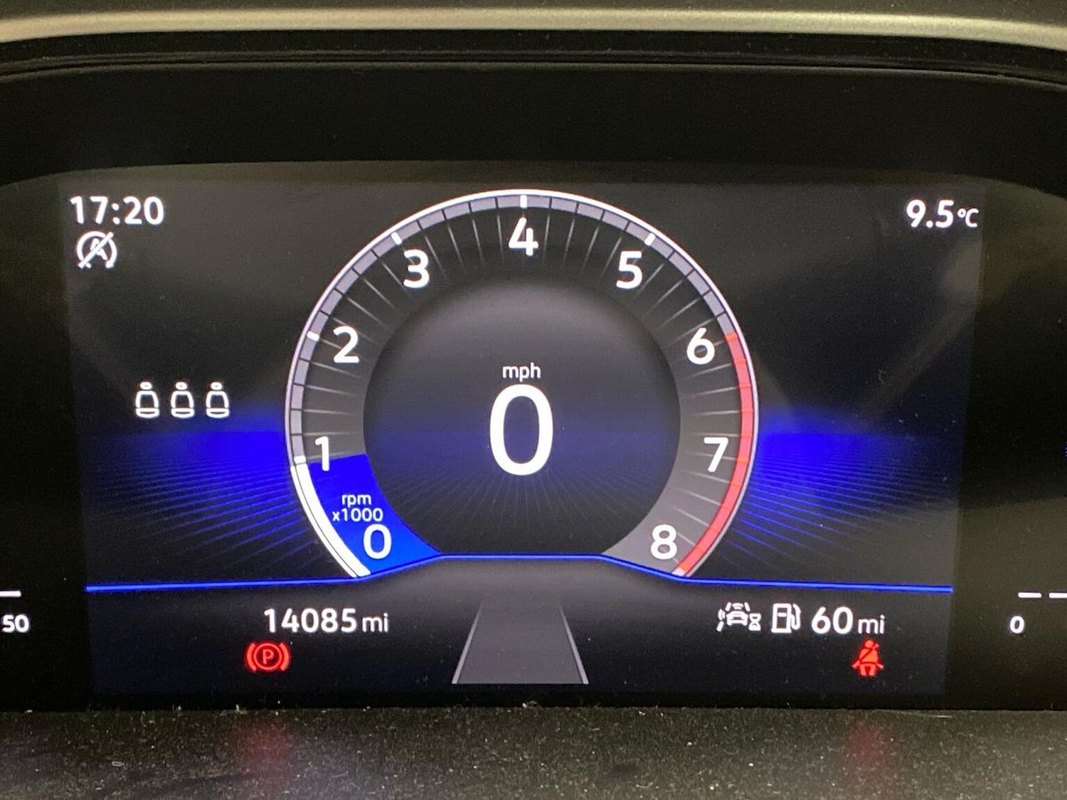 Used Volkswagen T-Roc 2024 for sale - 76918953: Photo 10