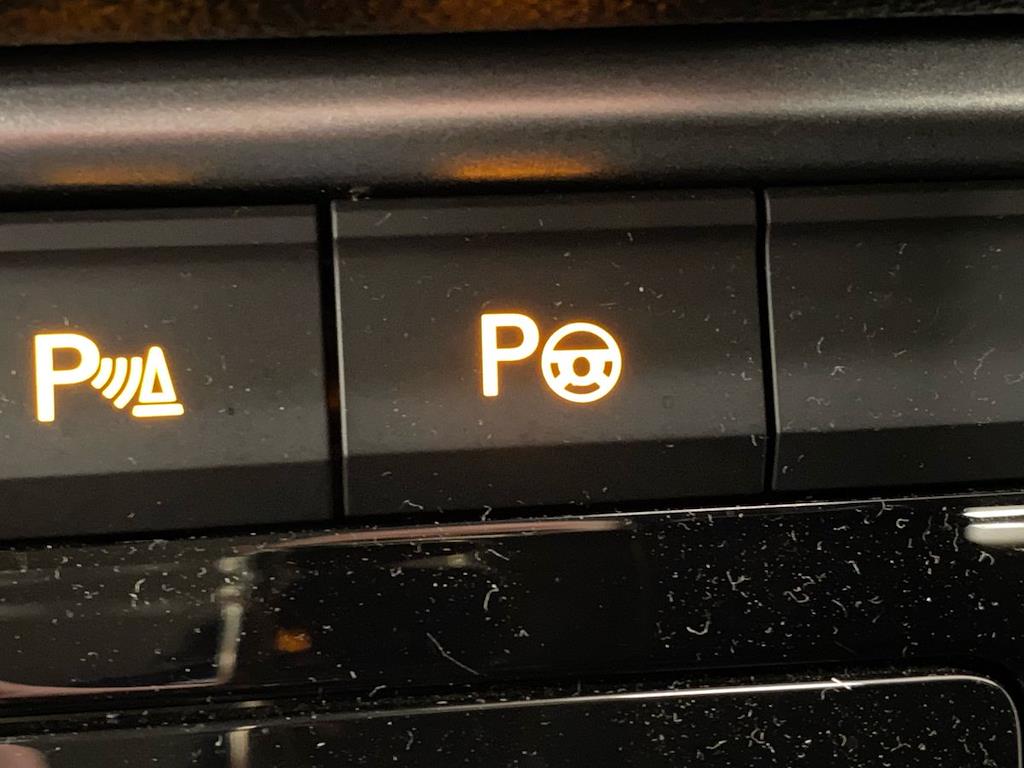 Used Volkswagen T-Roc 2024 for sale - 76918953: Photo 29