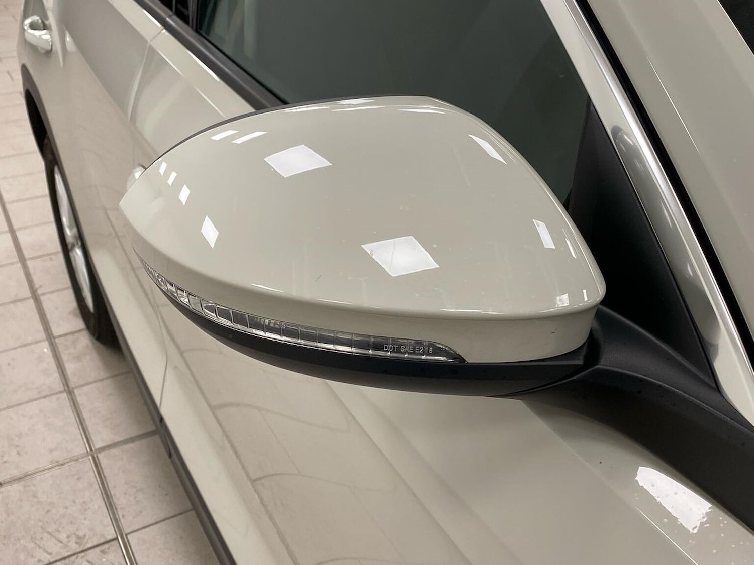 Used Volkswagen T-Roc 2024 for sale - 76918953: Photo 38