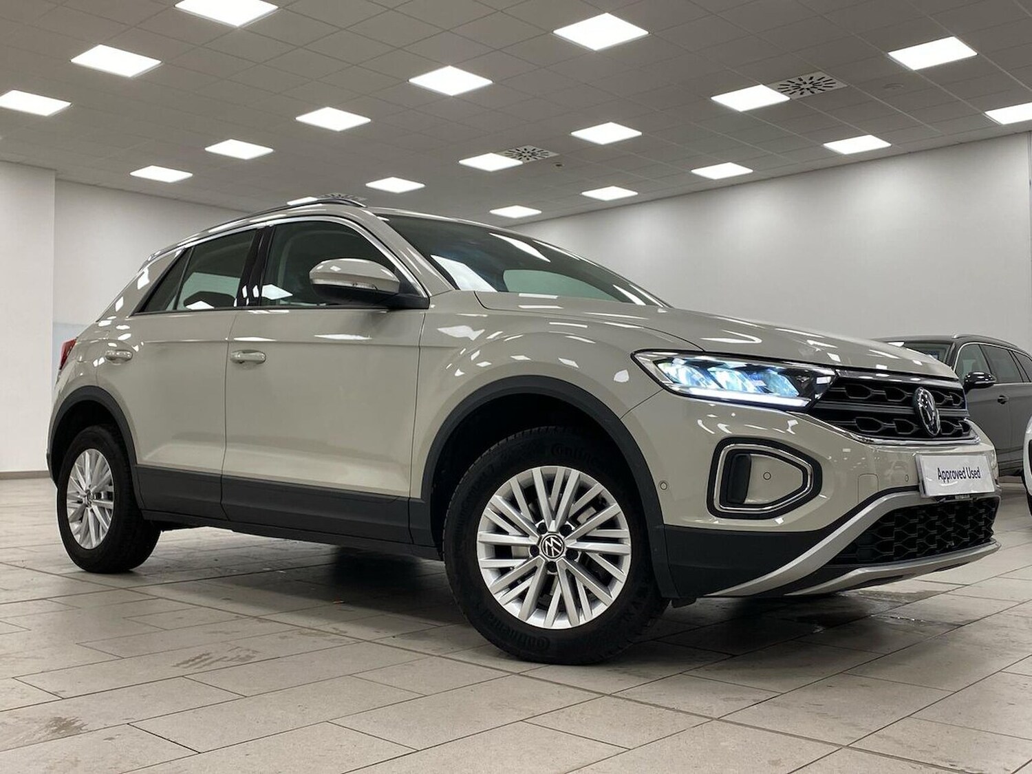 Used Volkswagen T-Roc 2024 for sale - 76918953: Photo 39