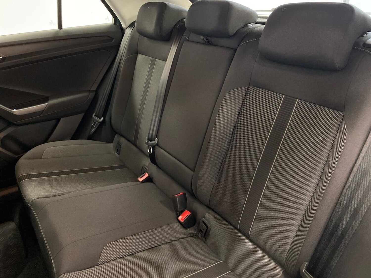 Used Volkswagen T-Roc 2023 for sale - 76605542: Photo 16