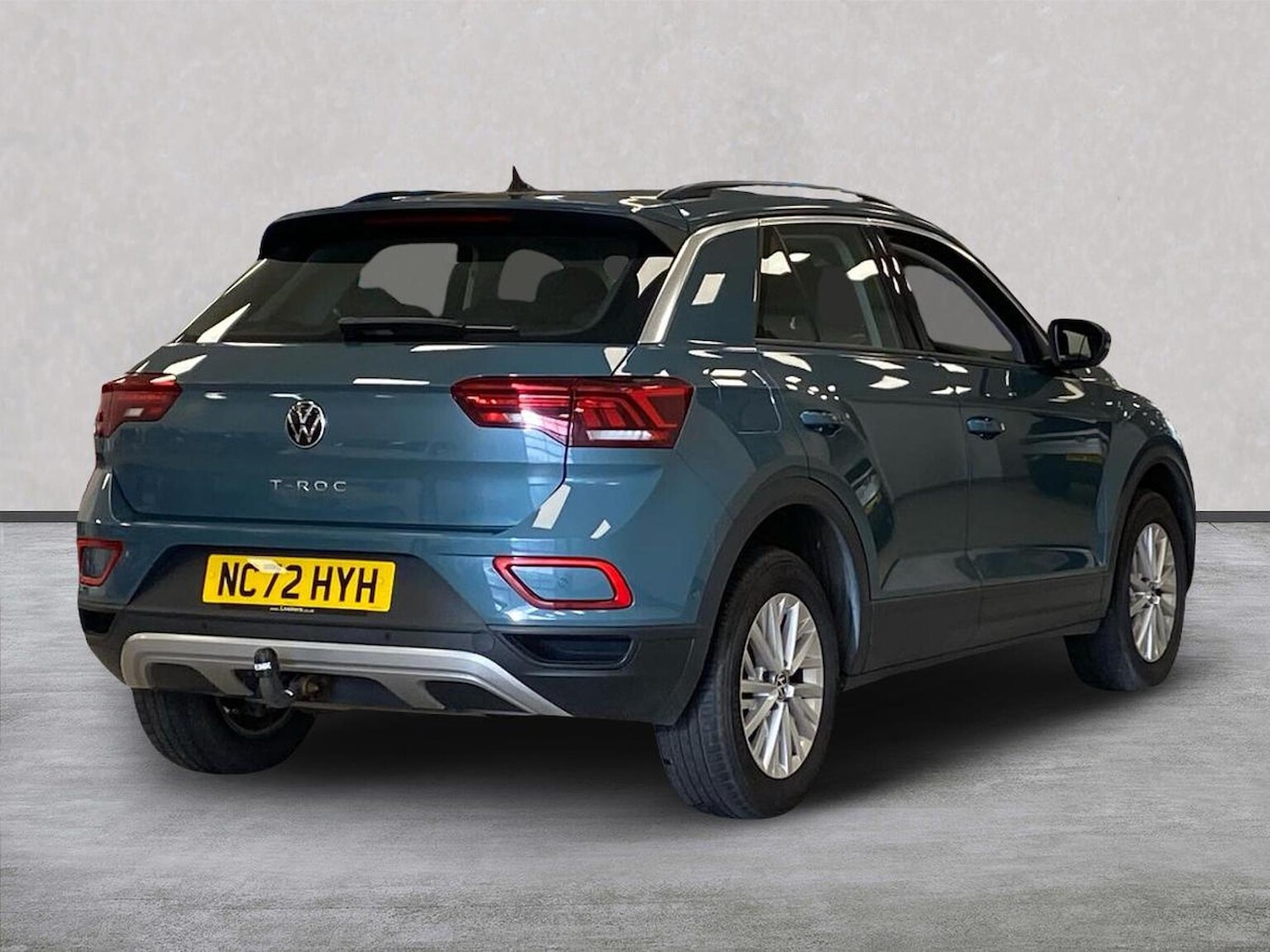 Used Volkswagen T-Roc 2023 for sale - 76605542: Photo 18