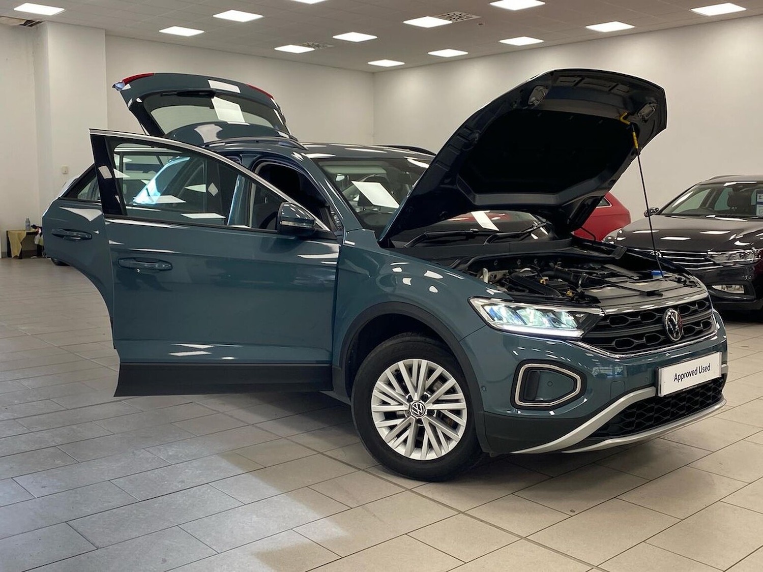 Used Volkswagen T-Roc 2023 for sale - 76605542: Photo 40