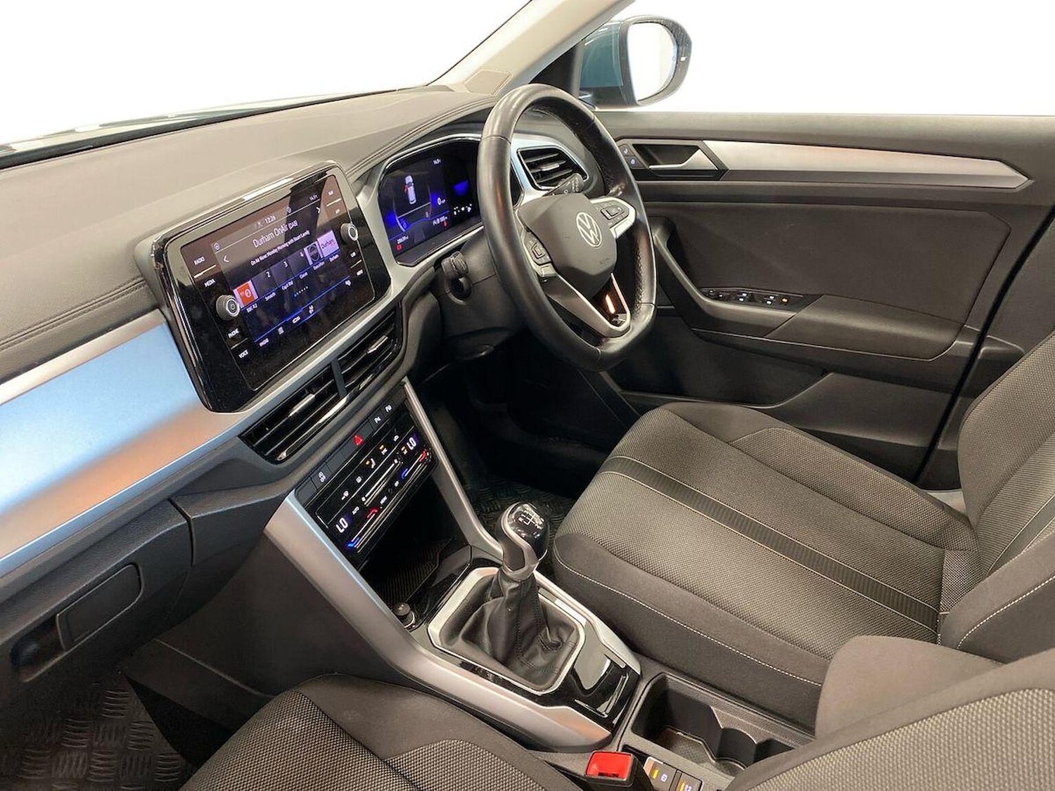 Used Volkswagen T-Roc 2023 for sale - 76605542: Photo 7