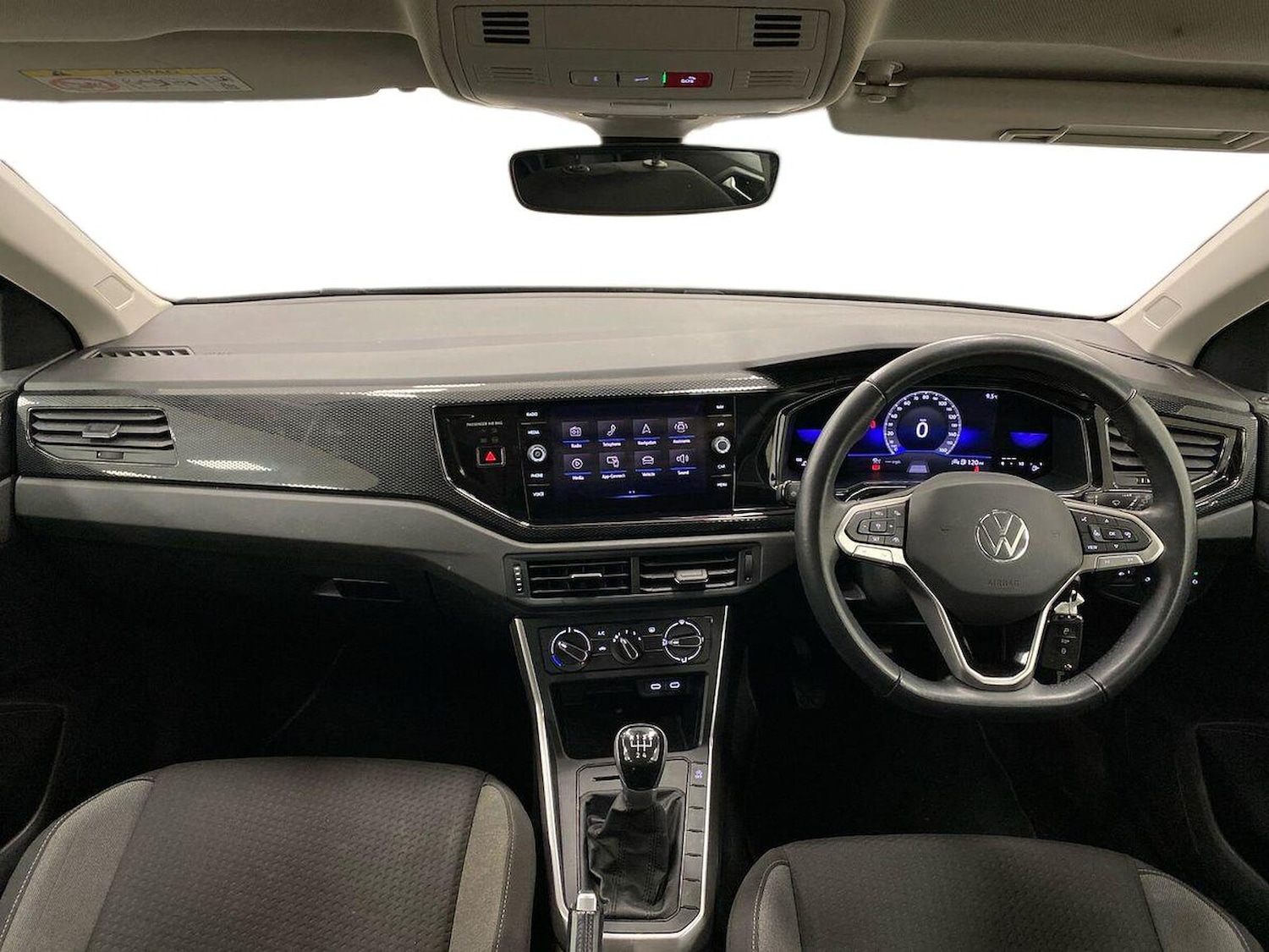 Used Volkswagen Polo 2023 for sale - 76918955: Photo 8