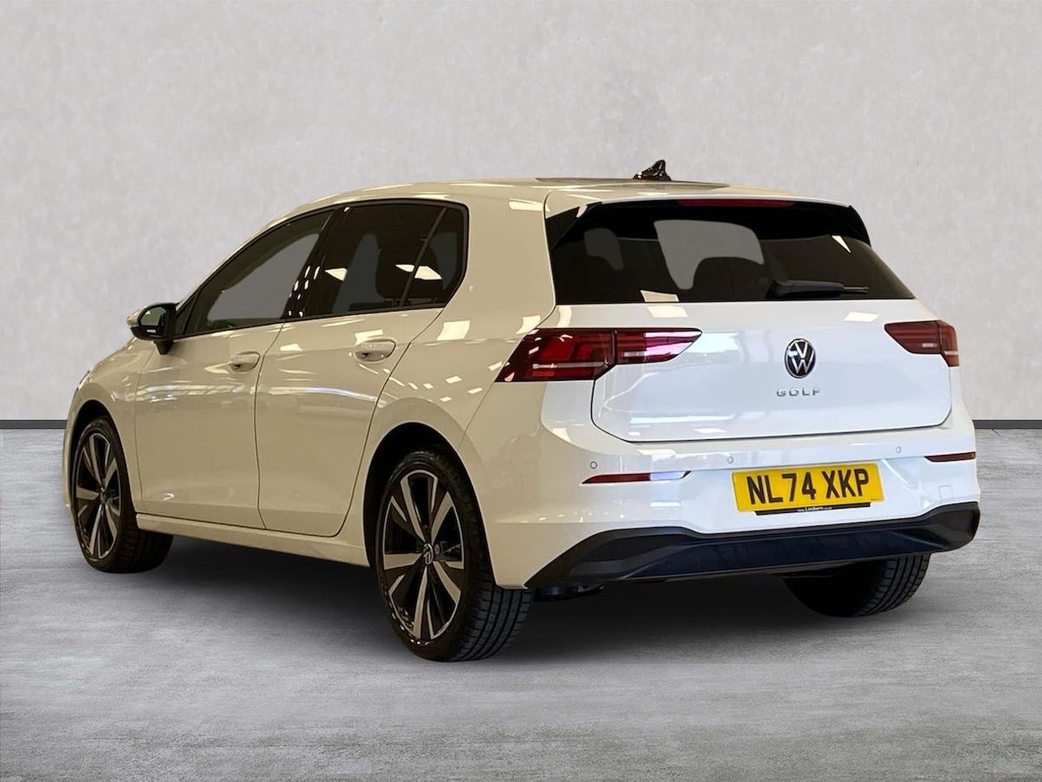 Used Volkswagen Golf 2024 for sale - 78194649: Photo 2