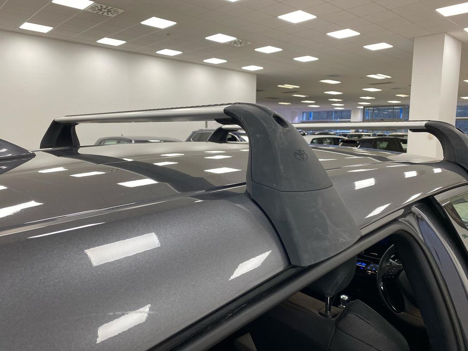 Used Toyota C-HR 2023 for sale - 77896240: Photo 31