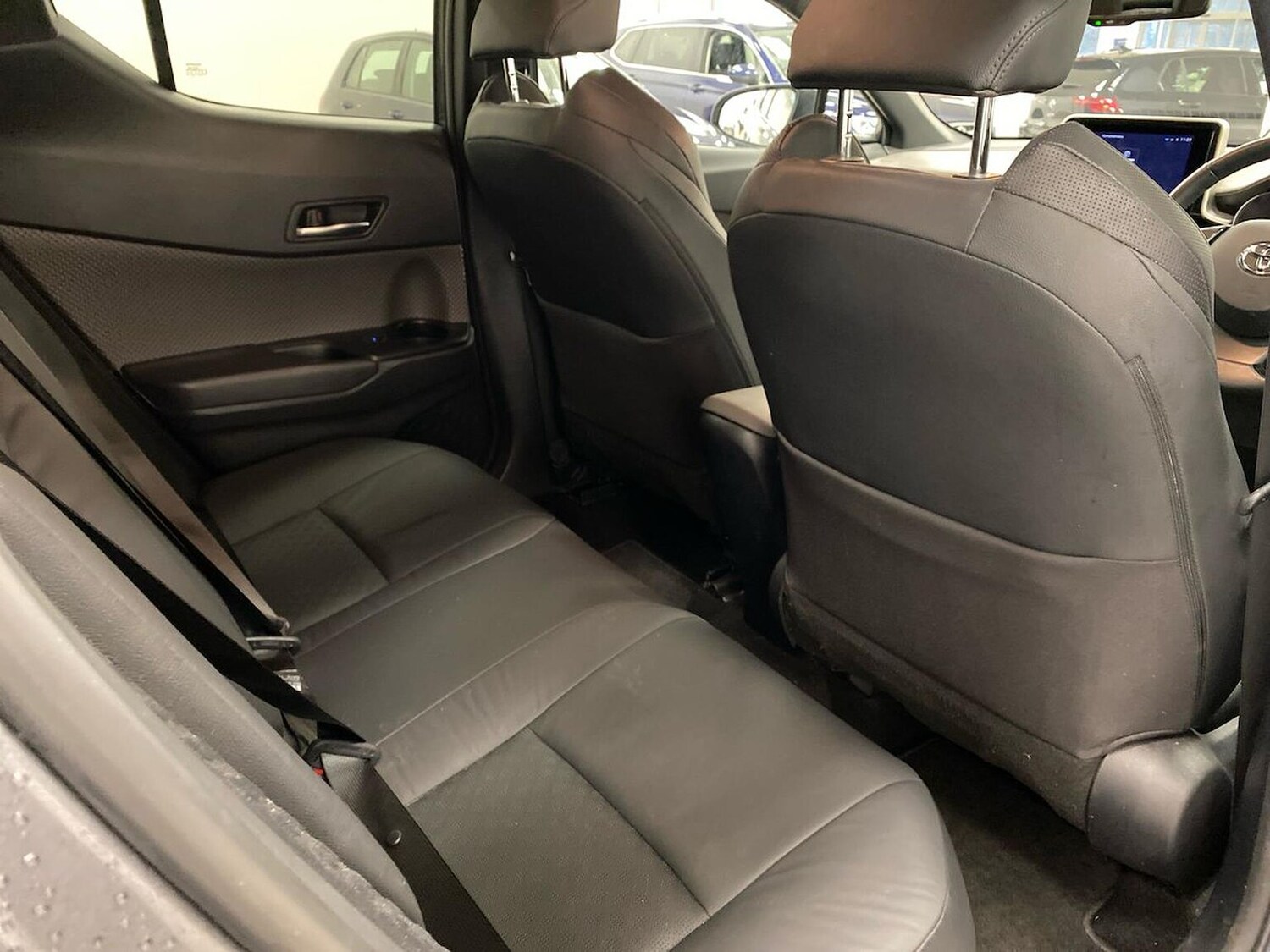 Used Toyota C-HR 2023 for sale - 77896240: Photo 37