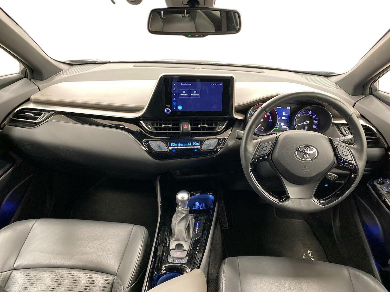 Used Toyota C-HR 2023 for sale - 77896240: Photo 8