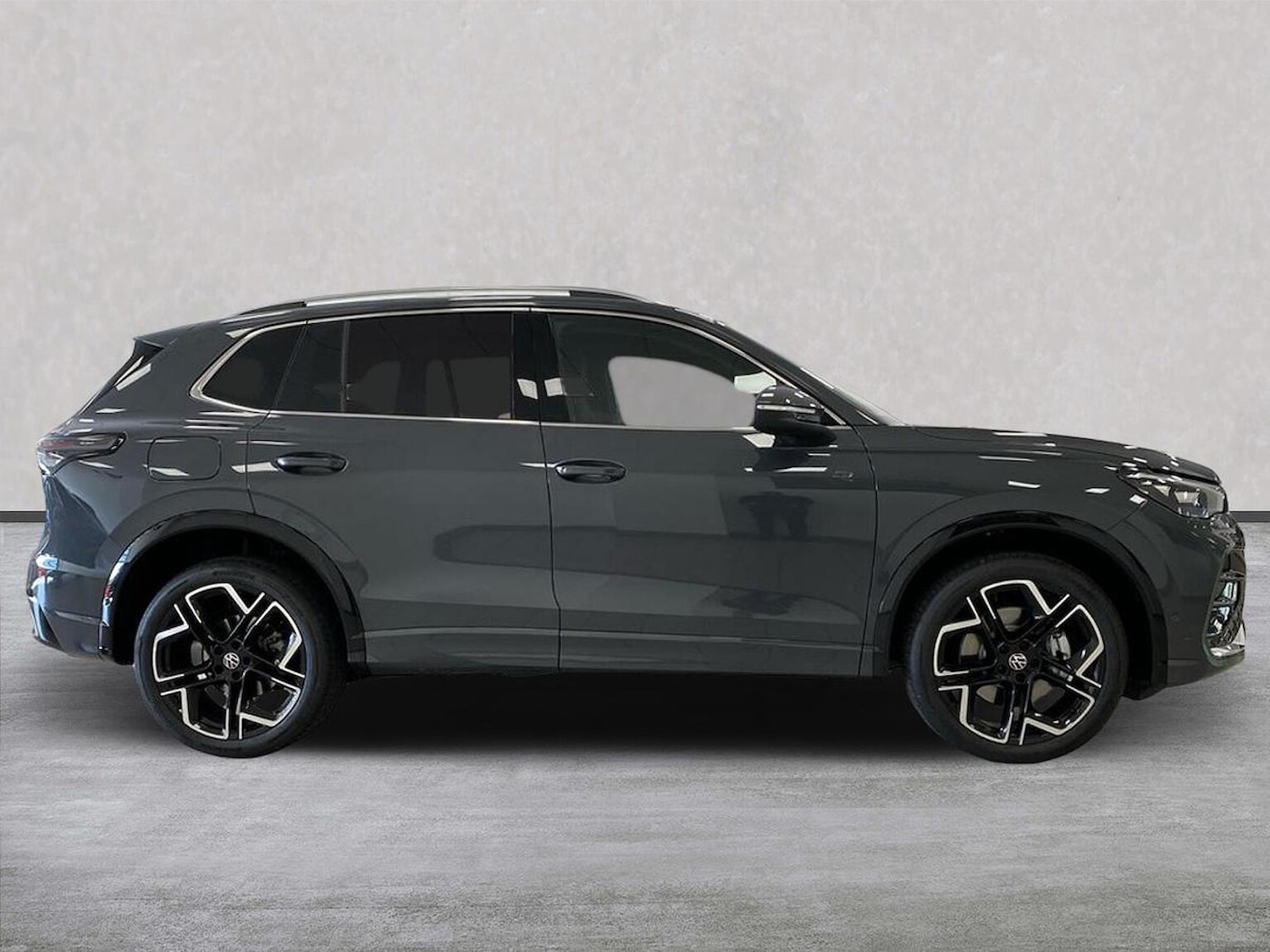 Used Volkswagen Tiguan 2025 for sale - 76115523: Photo 3