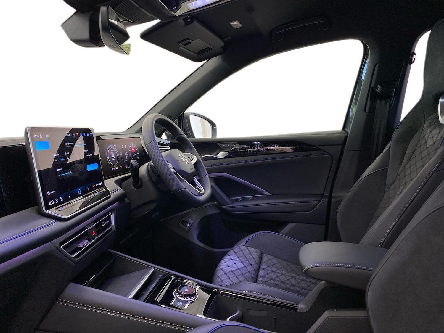 Used Volkswagen Tiguan 2025 for sale - 76115523: Photo 7