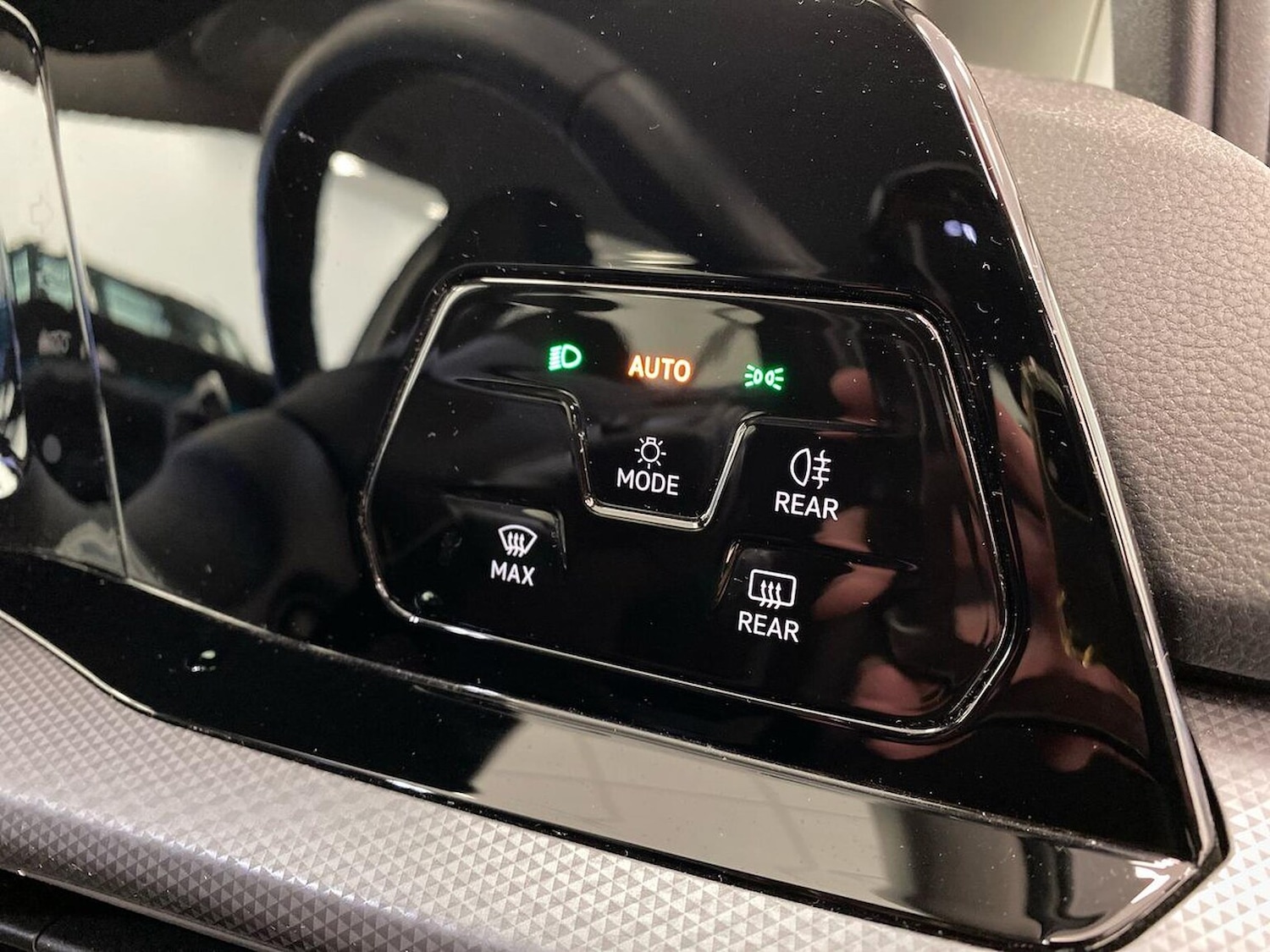 Used Volkswagen Golf 2022 for sale - 78091000: Photo 22