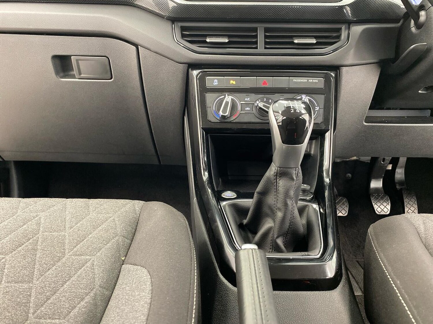 Used Volkswagen T-Cross 2024 for sale - 75987715: Photo 13