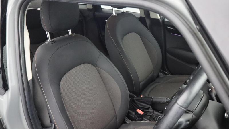 Used MINI Hatch 2022 for sale - 77117122: Photo 9