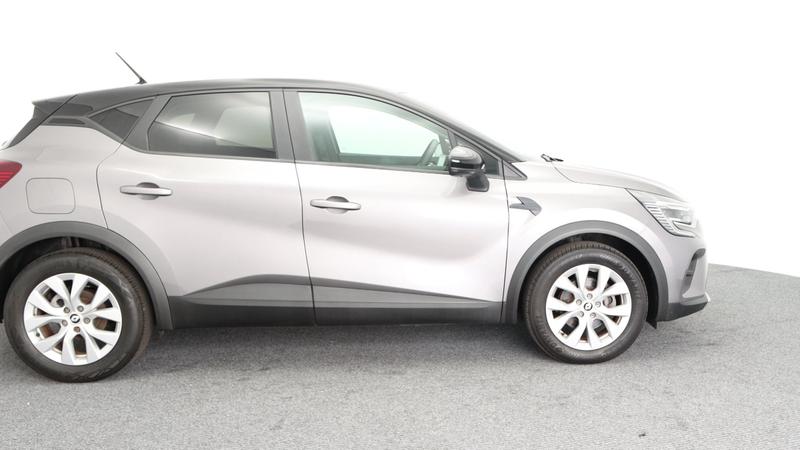 Used Renault Captur 2022 for sale - 77116929: Photo 2