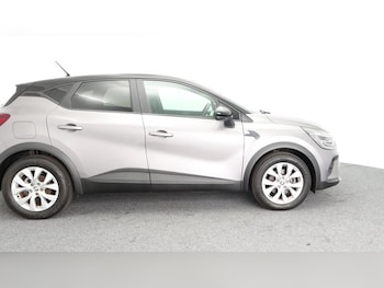 Used Renault Captur 2022 for sale - 77116929: Photo