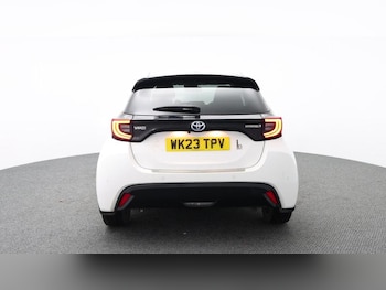 Used Toyota Yaris 2023 for sale - 77161044: Photo