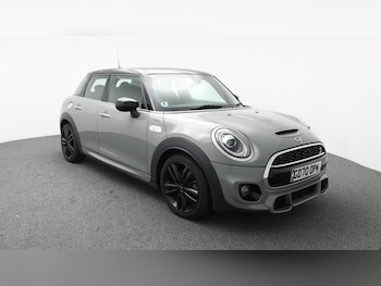 MINI Hatch feature image