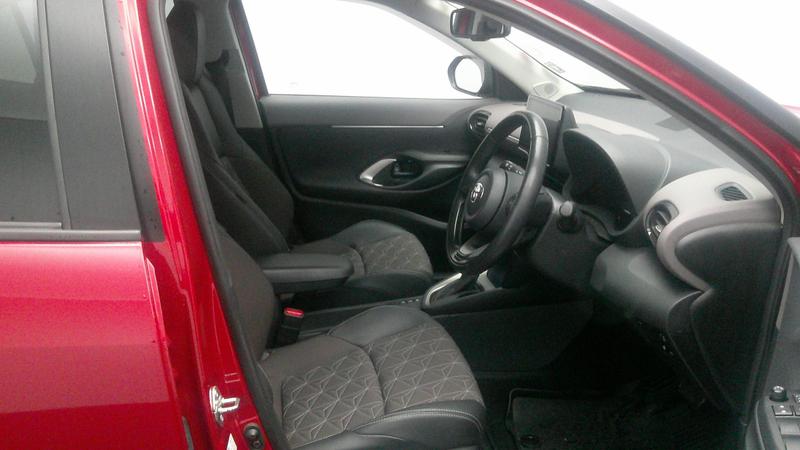 Used Toyota Yaris Cross 2023 for sale - 77117134: Photo 10