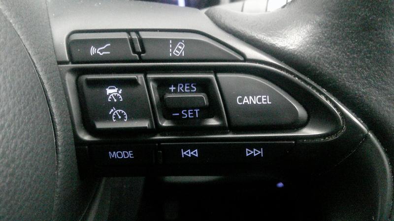 Used Toyota Yaris Cross 2023 for sale - 77117134: Photo 14