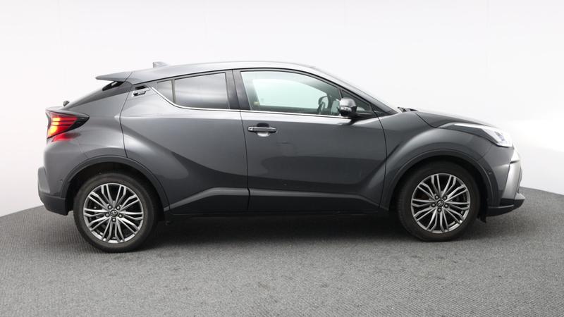 Used Toyota C-HR 2022 for sale - 77117310: Photo 2