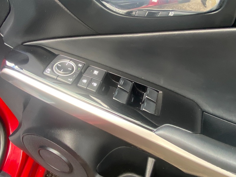 Used Lexus IS 2016 for sale - 76418042: Photo 12