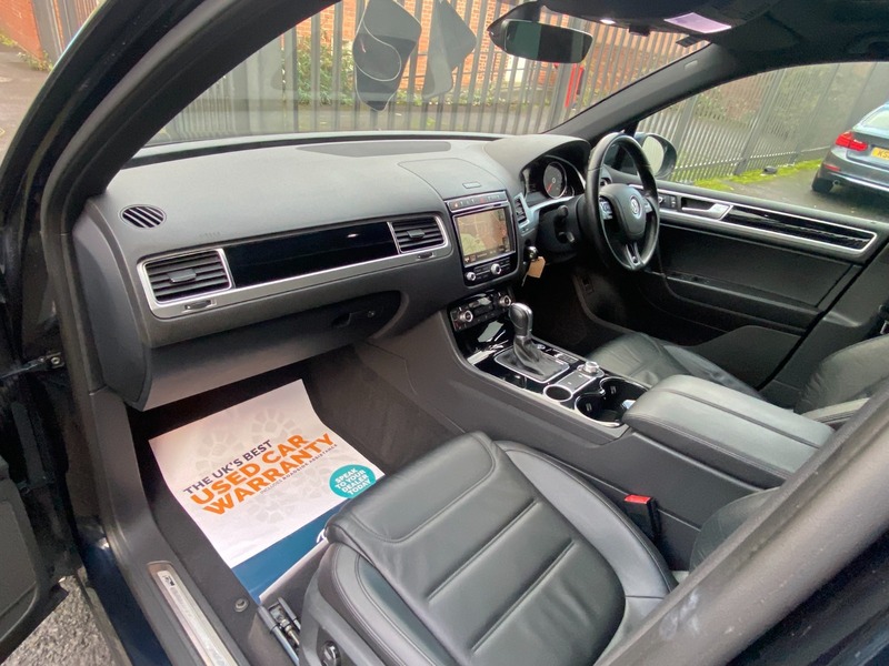 Used Volkswagen Touareg 2017 for sale - 76655585: Photo 24