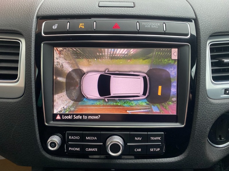 Used Volkswagen Touareg 2017 for sale - 76655585: Photo 9