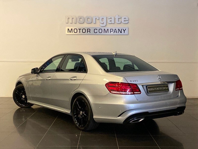 Used Mercedes-Benz E Class 2015 for sale - 76419760: Photo 35