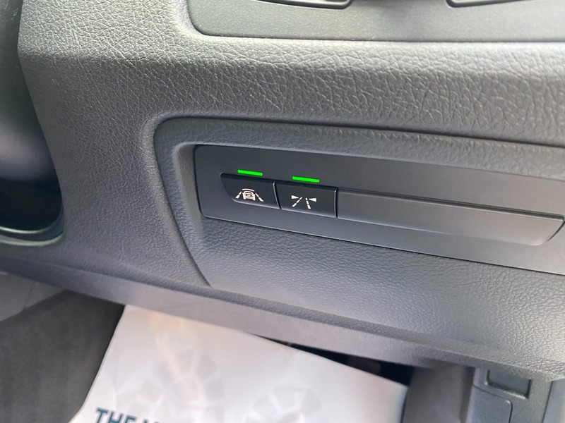 Used BMW 3 Series 2017 for sale - 76418068: Photo 10