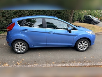 Used Ford Fiesta 2010 for sale - 79386133: Photo